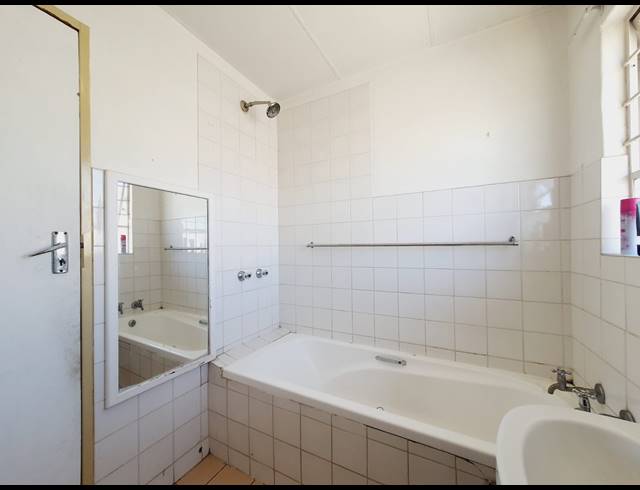 2 BEDROOM APARTMENT RENTED IN VORNA VALLEY